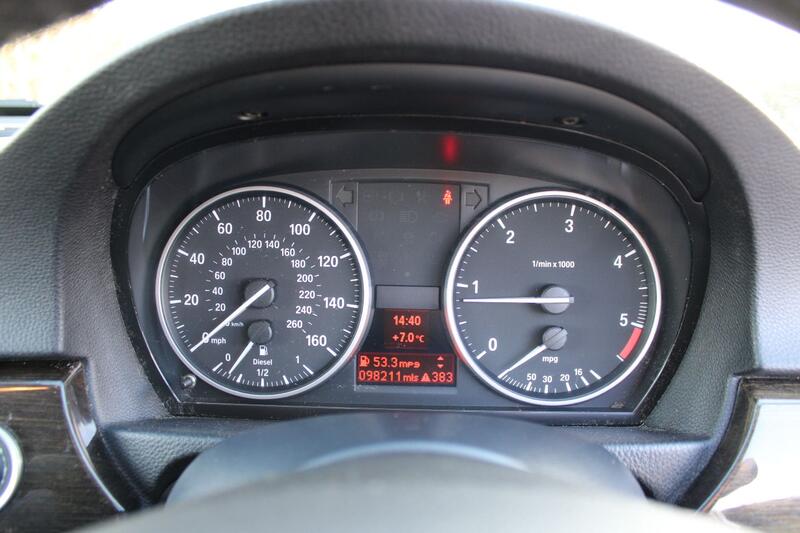 BMW 3 SERIES