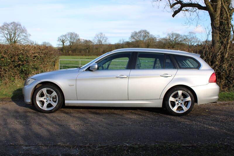 BMW 3 SERIES